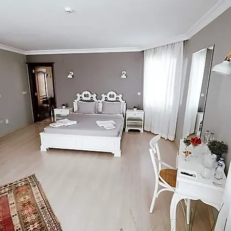 Muup Alacati Cesme
